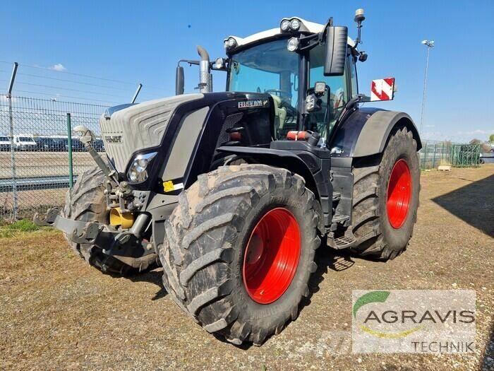 Fendt 828 VARIO S4 Трактори