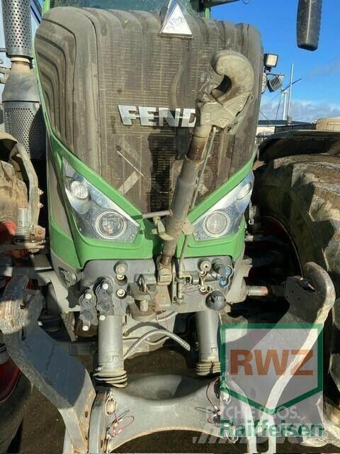 Fendt 933 Vario Трактори