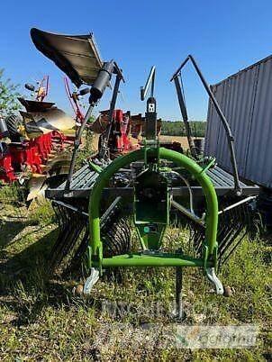 Fendt FORMER 426 DN Граблі і сінозворушувачі