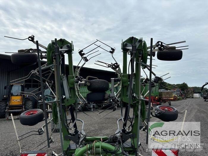 Fendt TWISTER 8608 DN Граблі і сінозворушувачі