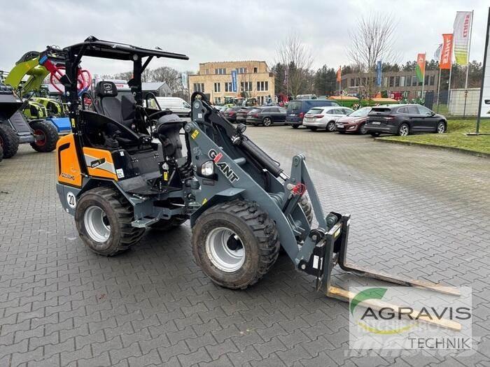 GiANT G2500 HD Фронтальні навантажувачі