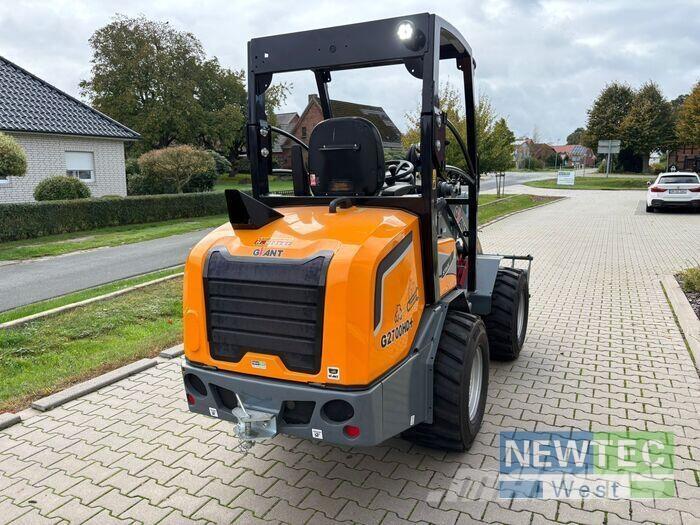 GiANT G2700 HD+ Фронтальні навантажувачі