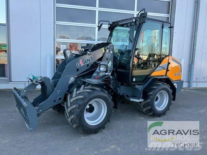 GiANT G3500 Фронтальні навантажувачі