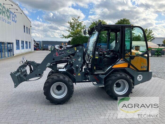 GiANT G3500 Фронтальні навантажувачі