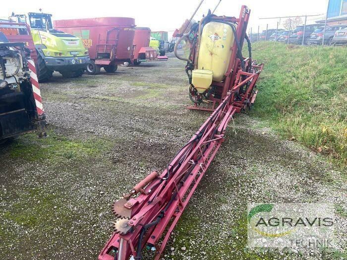 Hardi MEGA 1000 LTR. Причіпні обприскувачі