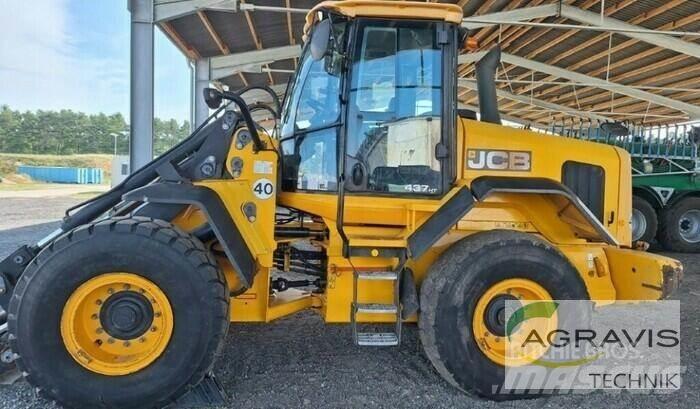 JCB 437 HT Фронтальні навантажувачі