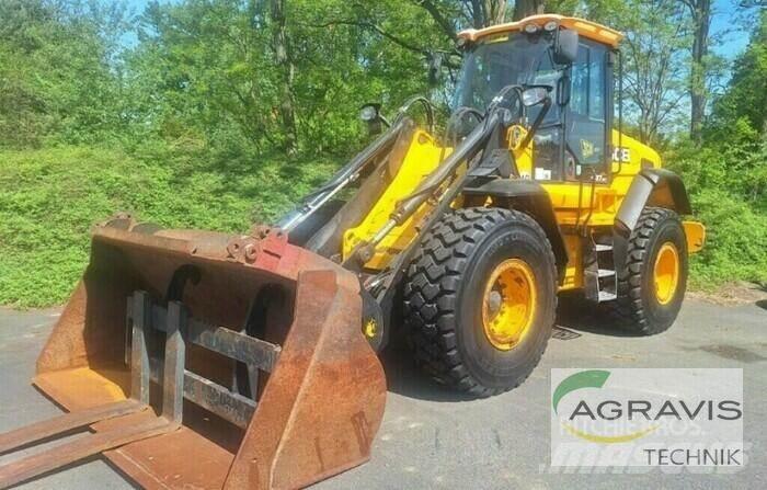 JCB 437 HT Фронтальні навантажувачі