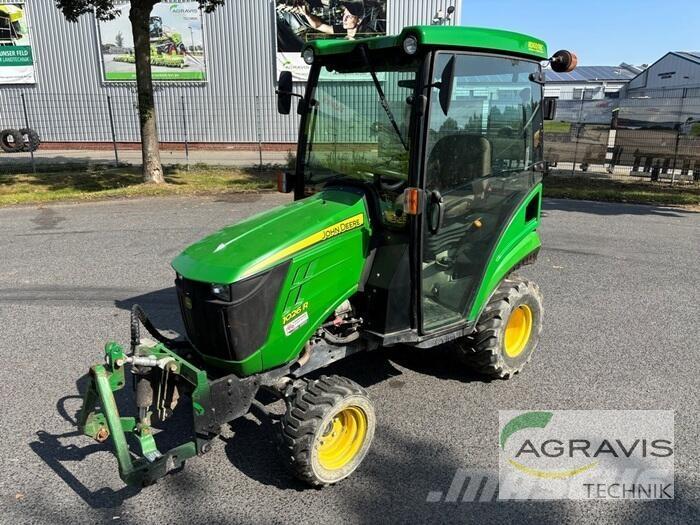 John Deere 1026 R Трактори