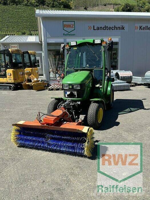 John Deere 2320 Трактори