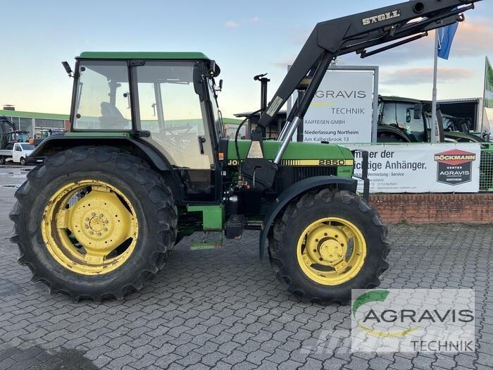 John Deere 2850 A Трактори