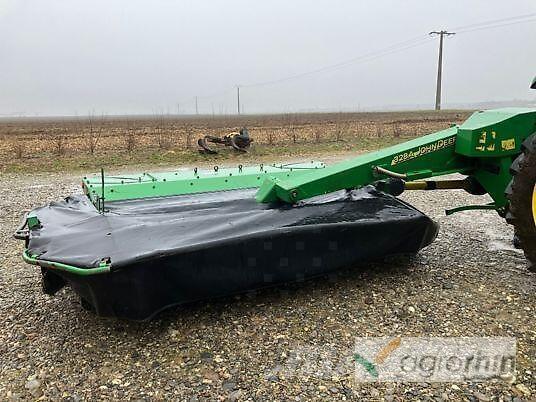 John Deere 328 A Косилки