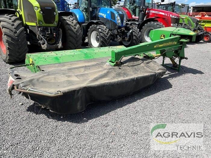 John Deere 331 Косилки