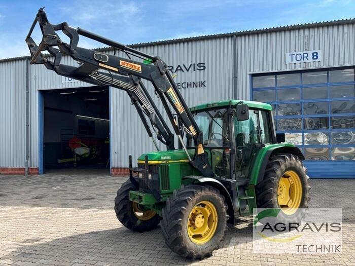 John Deere 6210 Трактори