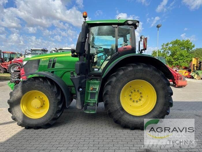 John Deere 6250 R Трактори