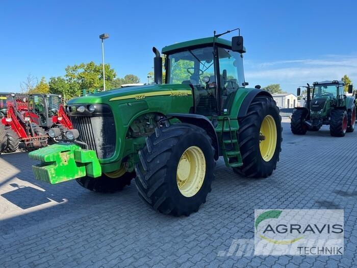 John Deere 8320 Трактори