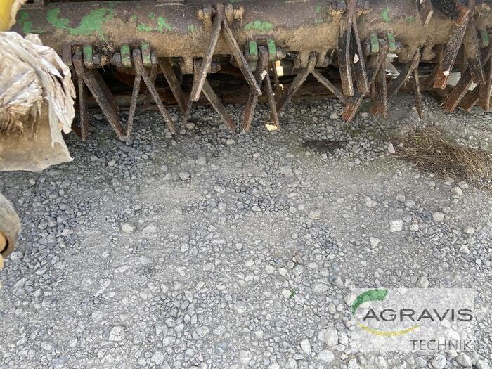 John Deere CC228A Косилки