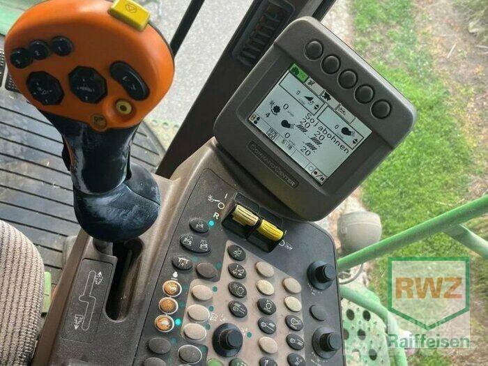 John Deere T560 Зернозбиральні комбайни