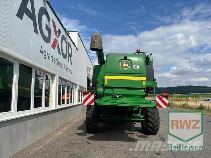 John Deere T560 Зернозбиральні комбайни