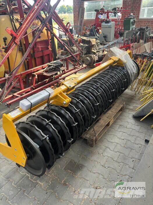 Kerner CW 550/300 Катки польові