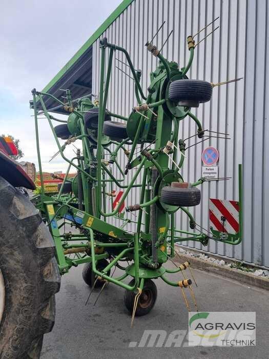 Krone KW 8.82 Граблі і сінозворушувачі