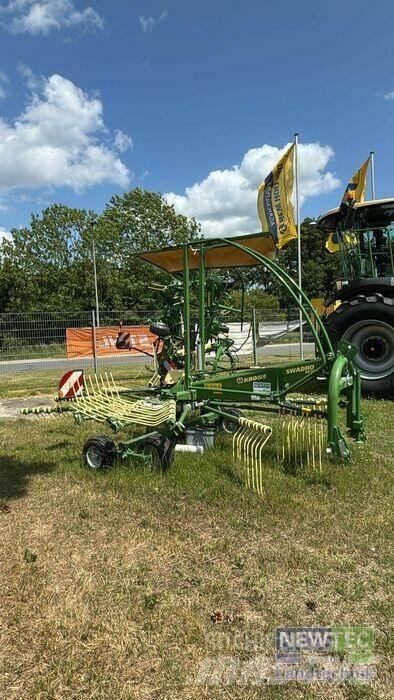Krone SWADRO S 460 Граблі і сінозворушувачі