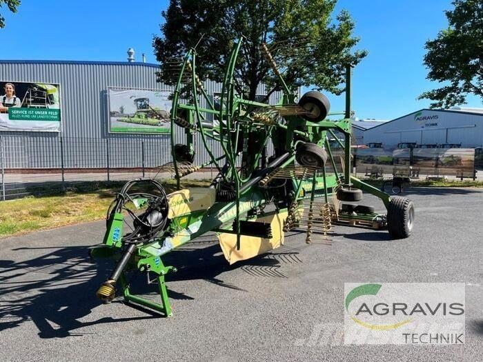 Krone SWADRO TC 880 Граблі і сінозворушувачі