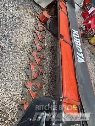 Kubota DM2028 Косилки