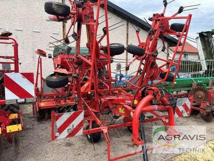 Kuhn GF 8501 MH Граблі і сінозворушувачі