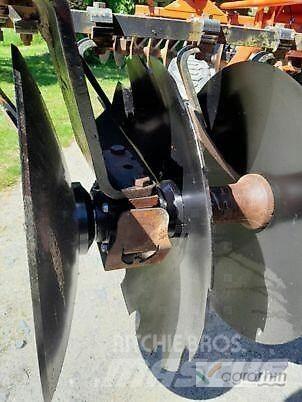 Kuhn XM32 Борони