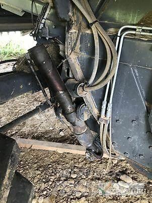 Laverda M306 Зернозбиральні комбайни