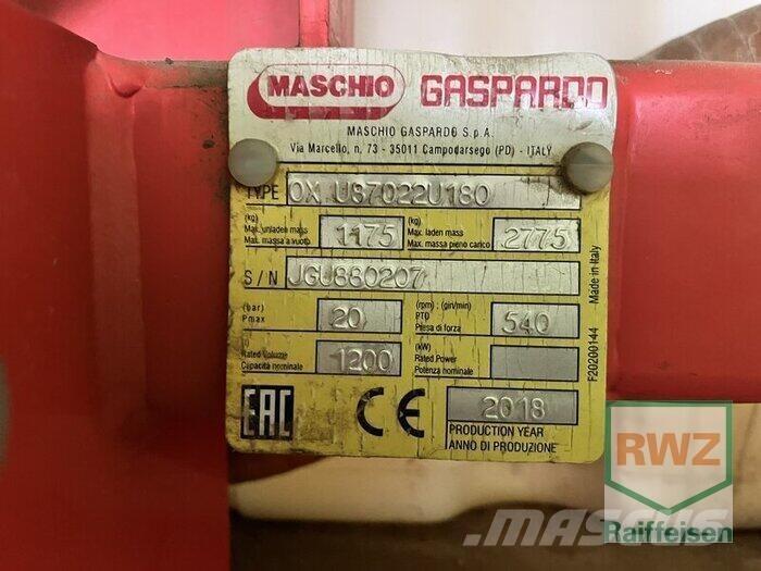Maschio Tempo 1200-18m Причіпні обприскувачі
