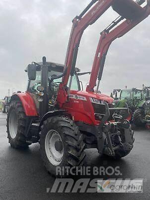 Massey Ferguson 6715S Трактори