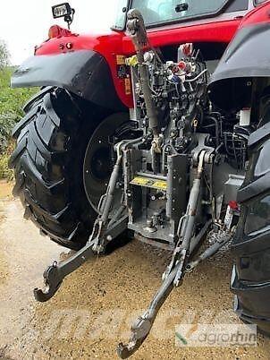 Massey Ferguson 6S155 Трактори