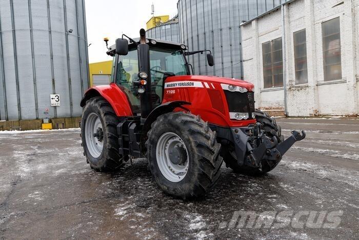 Massey Ferguson 7726 Трактори