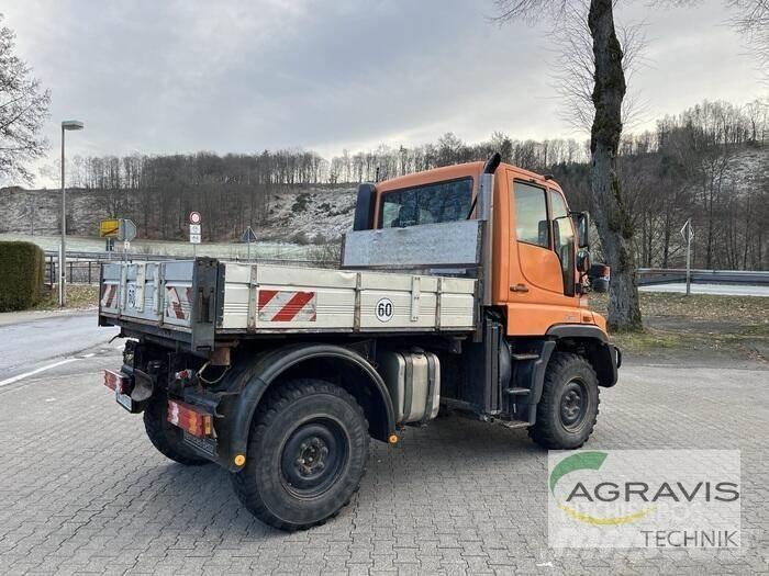 Mercedes-Benz UNIMOG Вантажівки / спеціальні
