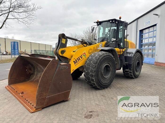New Holland 921 G Фронтальні навантажувачі