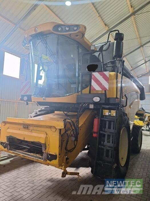 New Holland CX 5090 Зернозбиральні комбайни