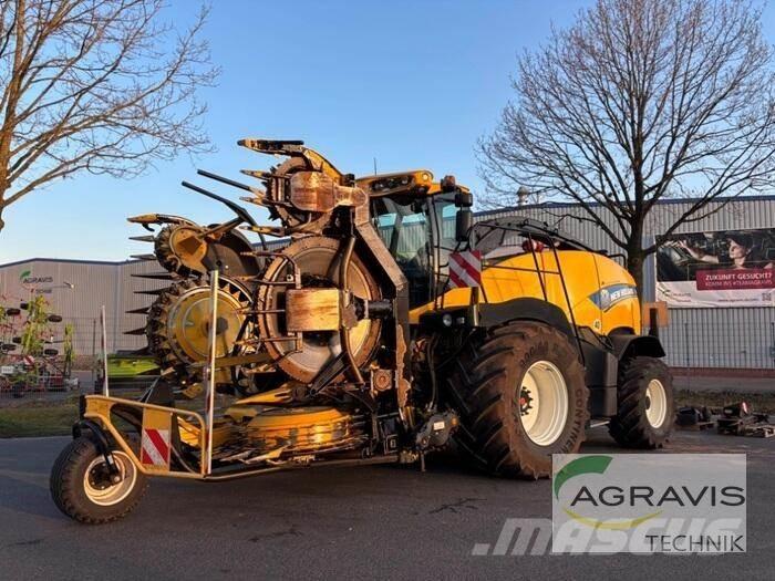 New Holland FR 700 Кормозбиральні комбайни