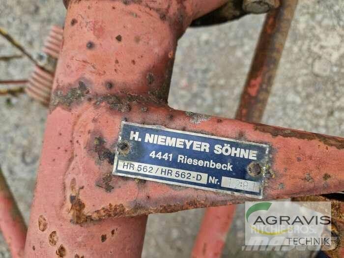Niemeyer HEUWENDER Граблі і сінозворушувачі