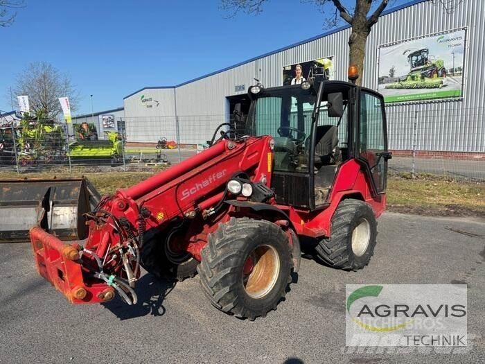 Schäffer 460 T Фронтальні навантажувачі