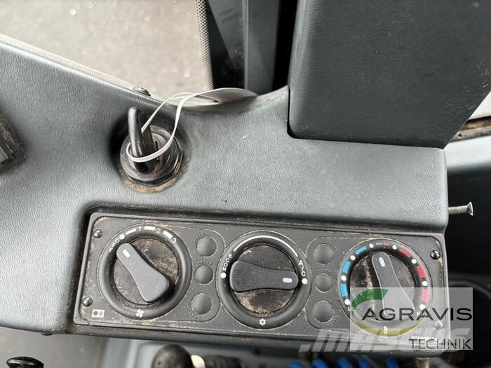 Schäffer 9640 T Трактори