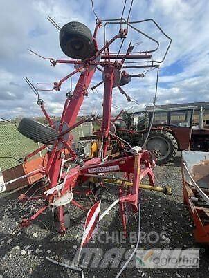 Stoll Z 765 Pro Граблі і сінозворушувачі