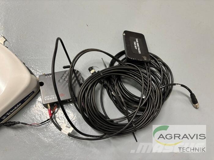 Trimble GFX-750 Інше тваринницьке обладнання