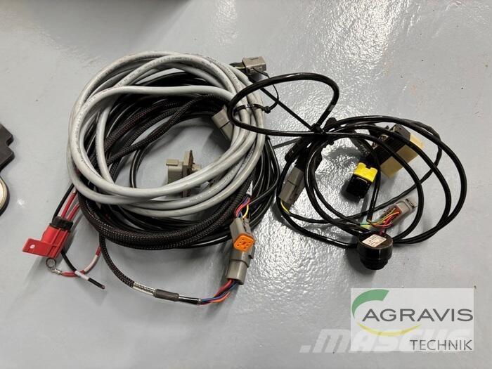 Trimble GFX-750 Інше тваринницьке обладнання