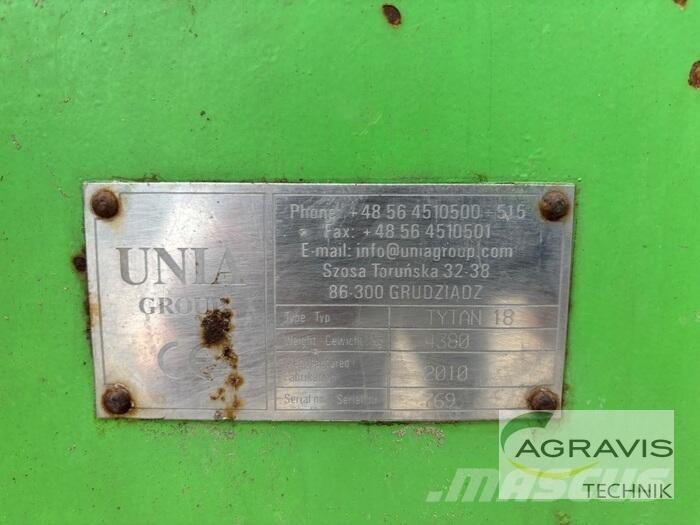 Unia TYTAN 18 Розсіювач мінеральних добрив