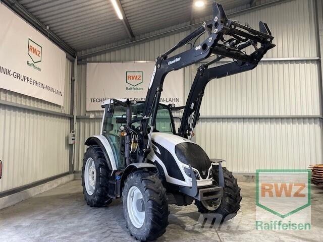 Valtra A114 H Трактори