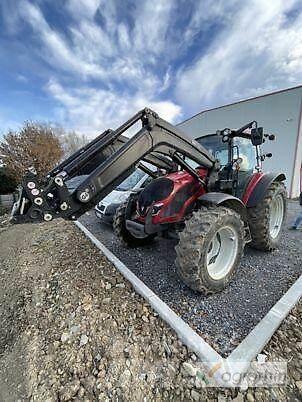 Valtra A115H4 Трактори