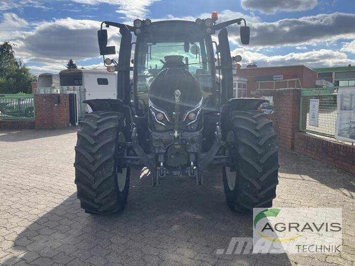 Valtra G 125 EA Трактори