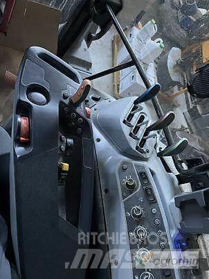 Valtra G125 Трактори