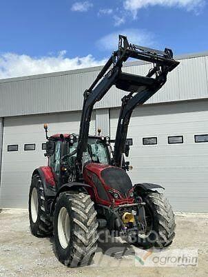 Valtra N134A Трактори